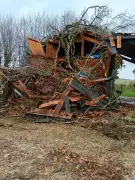 Tempête Nils : deux granges détruites au château de Lacquy, près de Mont-de-Marsan
