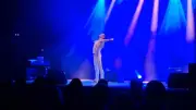 Thierry Margot ovationné dans son spectacle hommage à Freddie Mercury à Rodilhan
