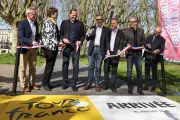 Tour de France 2026 : la ligne d'arrivée de Bordeaux inaugurée aux Quinconces