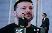 Ukraine : Zelensky conditionne les élections à un cessez-le-feu, le RN vote contre le prêt européen