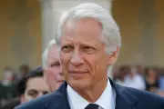 Villepin dénonce la diabolisation de LFI qui prépare la prise de pouvoir par l'extrême droite