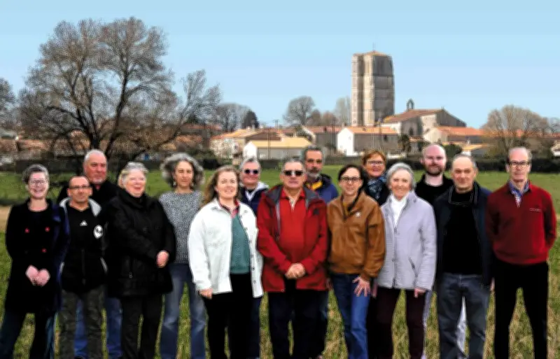 Carole Torchut, agricultrice, mène la liste Ensemble à Saint-Jean-d’Angle pour une démocratie locale renforcée