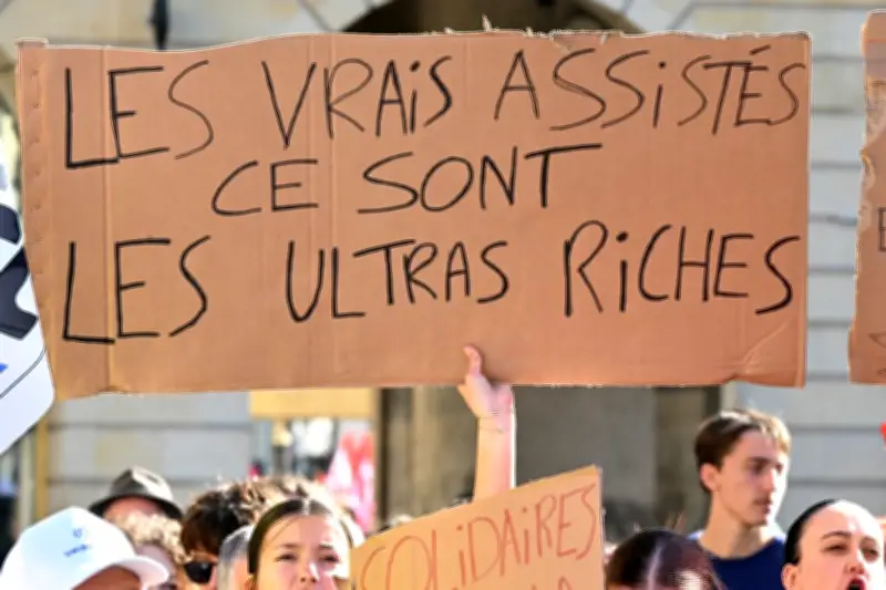 Domestiques chez les ultrariches : le contrôle du temps comme outil de domination économique