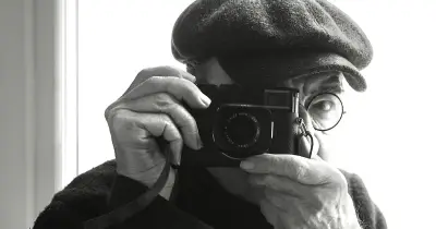 Claude Ventura, l'œil de Paris : 60 ans de photographie en noir et blanc