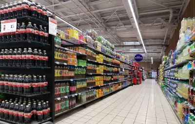 Conflit au Moyen-Orient : le plastique français sous tension, les prix explosent