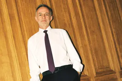 Emmanuel Grégoire critique la gauche : « Perdue dans des querelles d'appareil »