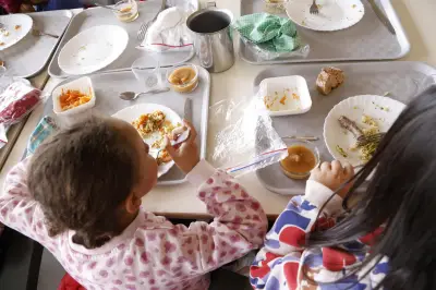 Grève enseignante à Bordeaux : fermetures d'écoles, cantines et garderies perturbées