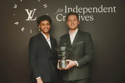 Le Prix Louis Vuitton sacre un duo français avec la 'School Watch'