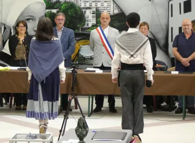 Mathieu Horn élu maire de Boucau avec 21 voix lors d'une cérémonie marquée par les cultures gasconne et basque