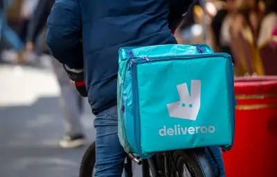 Médecins du Monde alerte sur la détresse des livreurs à vélo en France