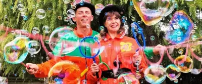 Pâques au Pont du Gard : un festival des arts de la rue entre cirque et terroir