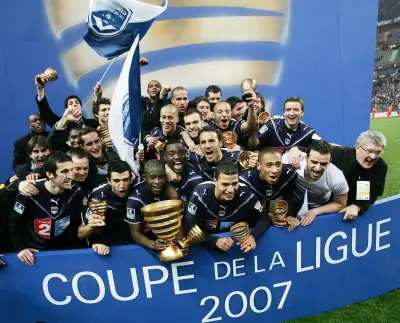 Retour sur la finale de Coupe de la Ligue 2007 : la victoire historique des Girondins de Bordeaux