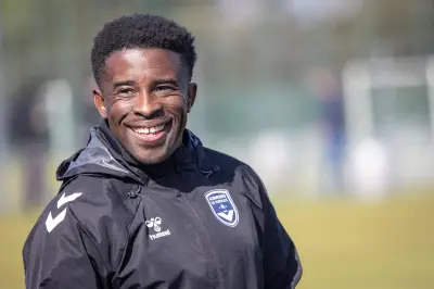 Rio Mavuba débute comme entraîneur des Girondins de Bordeaux avec une première séance