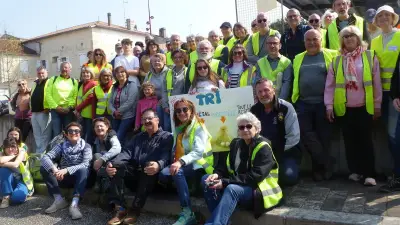 Saint-Po-Sympa mobilise 60 citoyens pour un nettoyage printanier réussi