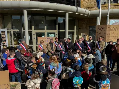 Salignac-Eyvigues mobilisé contre la fermeture d'une classe, une menace pour la ruralité