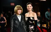 Anna Wintour et Anne Hathaway recréent l'esprit du Diable s'habille en Prada aux Oscars