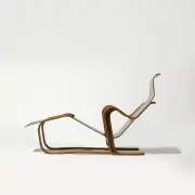Artcurial disperse une collection unique de chaises de designers à Paris