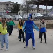 Artigues près Bordeaux célèbre un carnaval brésilien avec succès