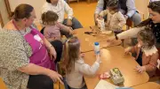 Atelier cuisine parents-enfants à la crèche Aquarelle de Sérignan