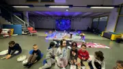 Ateliers musique et jeux enchantent les enfants au centre Odyssée à Redessan