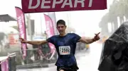 Benjamin Holliger et Anne Moulin triomphent sous la pluie au semi-marathon des Pyramides à La Grande-Motte