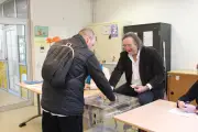 Bordeaux : les bureaux de vote s'activent dès l'aube pour les élections