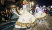 Carnaval d'Agen 2026 : 10 chars colorés prêts à défiler pour une édition antillaise