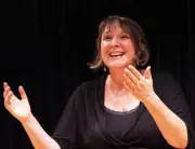 Cécile Pérus présente 'Tues mais têtues' pour rendre hommage aux femmes oubliées