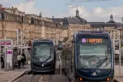 Collision entre un tramway et un cycliste à Bordeaux : deux blessés transportés