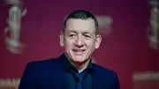 Dany Boon révèle comment il a simulé la folie pour éviter le service militaire
