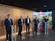 Débat municipal à Périgueux : cinq candidats confrontent leurs visions politiques et environnementales