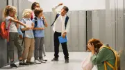 Harcèlement scolaire : sanctions renforcées, 600 poursuites et mesures d'exclusion dévoilées