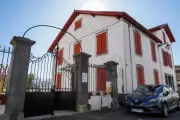 Hendaye : Tristan Proteau défend une Maison des aînés face au maire sortant