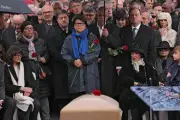 Hommage à Lionel Jospin : la gauche plurielle se réunit aux Invalides