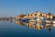 Immobilier en Occitanie : Lectoure et Cap-d'Agde, destinations phares pour résidences secondaires