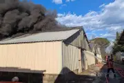 Incendie dévastateur à Roquebrune : un hangar détruit, l'entreprise Water Gliss Passion durement touchée