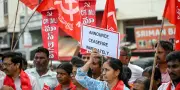 Inde : plus de 100 rebelles maoïstes se rendent lors d'une offensive gouvernementale
