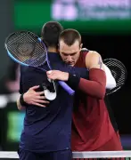 Indian Wells : Djokovic éliminé par Draper, Alcaraz et Swiatek en quarts