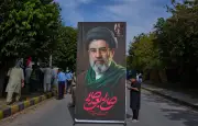Iran : le nouveau guide suprême Mojtaba Khamenei blessé selon les États-Unis, promet vengeance