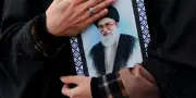 Iran riposte en Israël et dans le Golfe après la mort d'Ali Khamenei, nouvelles frappes israéliennes