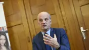 Jean-Michel Blanquer vise 30% de mixité dans les spécialités scolaires d'ici 5 ans