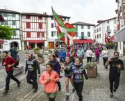 La 24e Korrika s'élance de Tardets pour un périple de 2000 km en faveur du basque