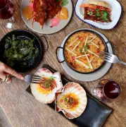 La bistronomie en héritage : Julien Camdeborde déploie les Avant-Comptoirs sur la rive droite