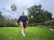 La JAB de Pau organise un stage de football pour les enfants avec Jean-Michel Larqué