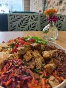 La Kanopée à Périgueux : la magie végétale de Léa Pierron conquiert les palais