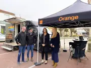 Le camion fibre d'Orange informe les habitants de Saint-Georges-de-Didonne