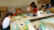 Le centre de loisirs de Saint-André-de-Sangonis initie les enfants à la couture avec Mallorie