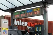 Le patron d'Intermarché demande à l'État de réduire sa marge sur les carburants
