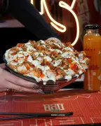 Le poulet frit, nouveau phénomène culinaire qui séduit la jeunesse française