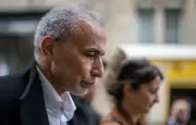 Le procès de Tariq Ramadan reporté à vendredi, l'expertise médicale toujours attendue
